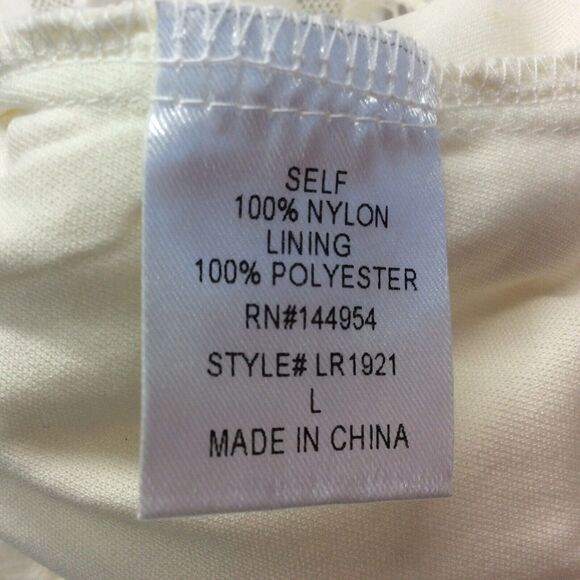 Luxxel Romper Women's Sz L Ivory Lace Sheer Top Lined Bottom Beachy Boho Festive - Picture 4 of 10